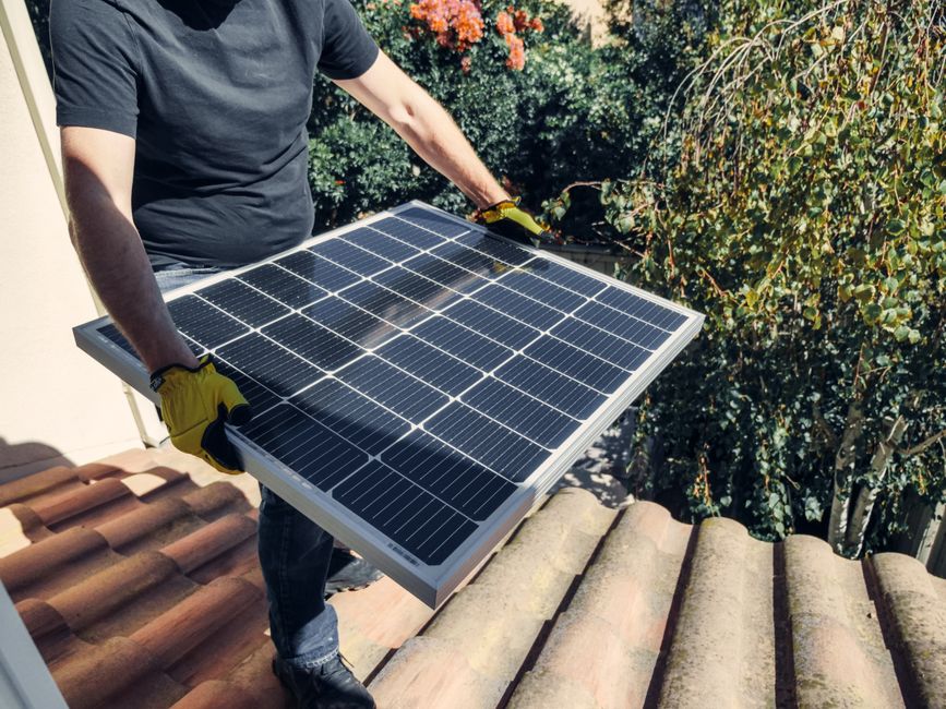 Batteriespeicher für Balkon: Mythen vs. Fakten aus der Praxis